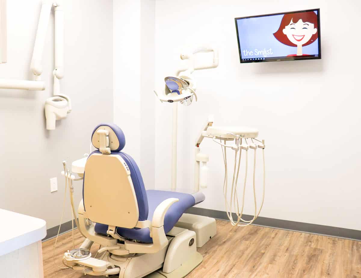 Broken Tooth Repair  Cracked Tooth Dentist Rockville Centre, NY