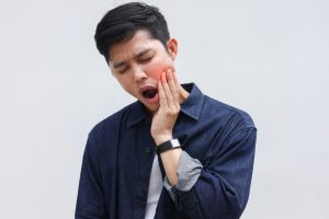 Does a Cracked Tooth Need to be Pulled?